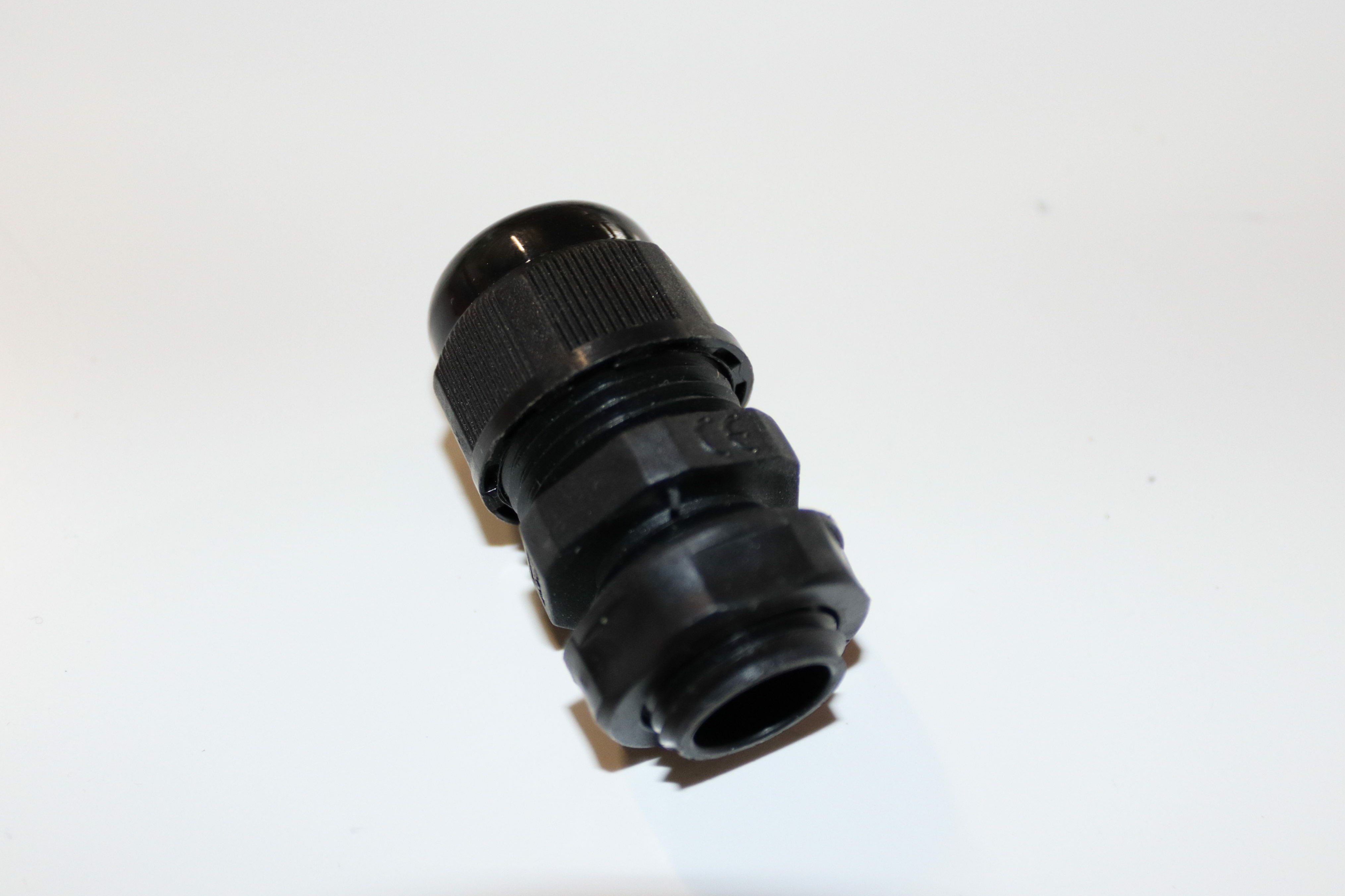 SV14 Connector